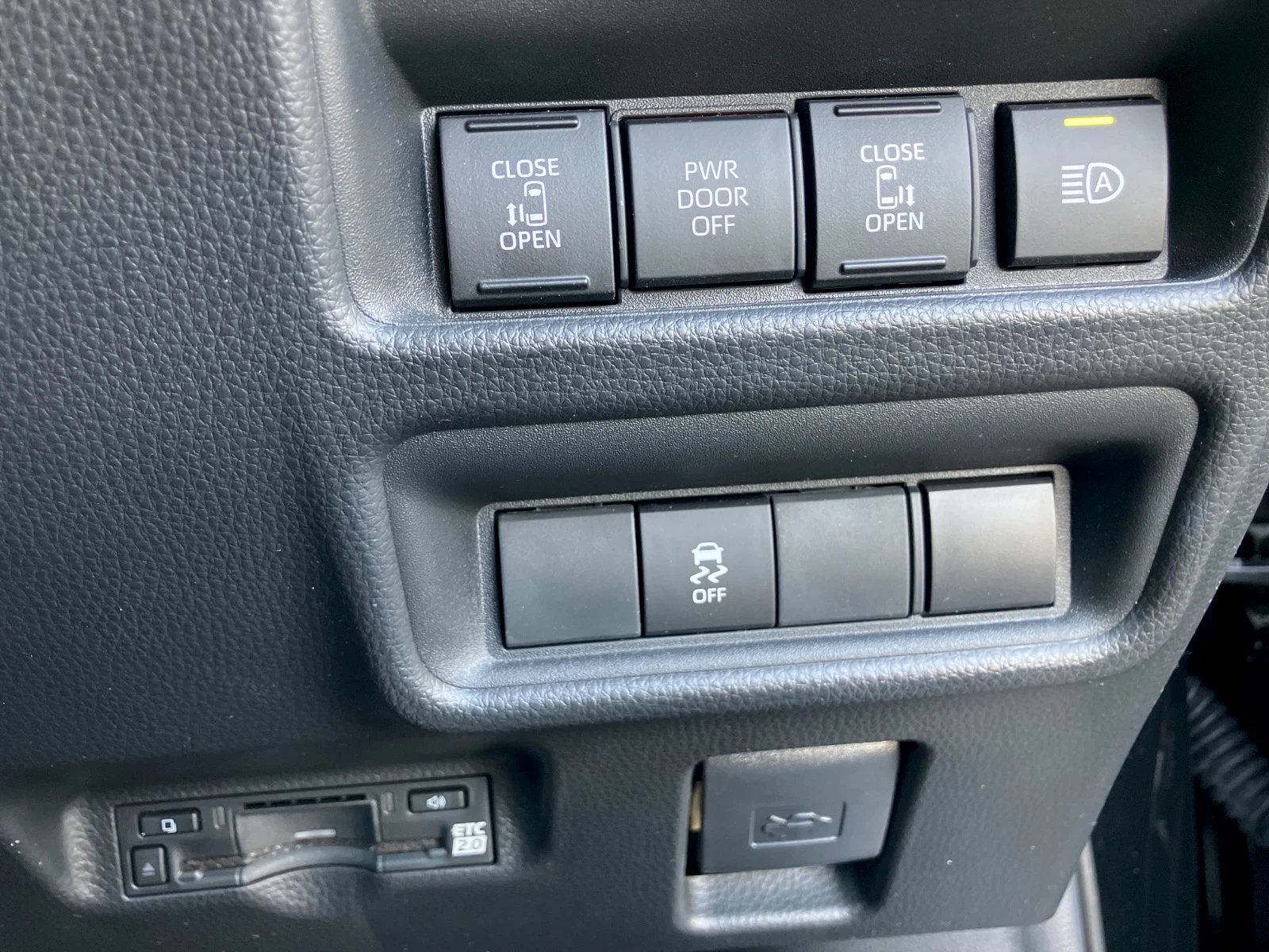 車両の画像