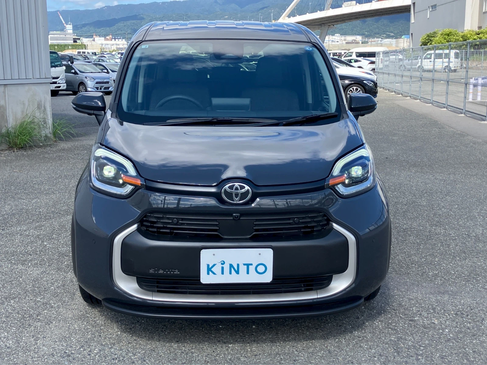 車両の画像