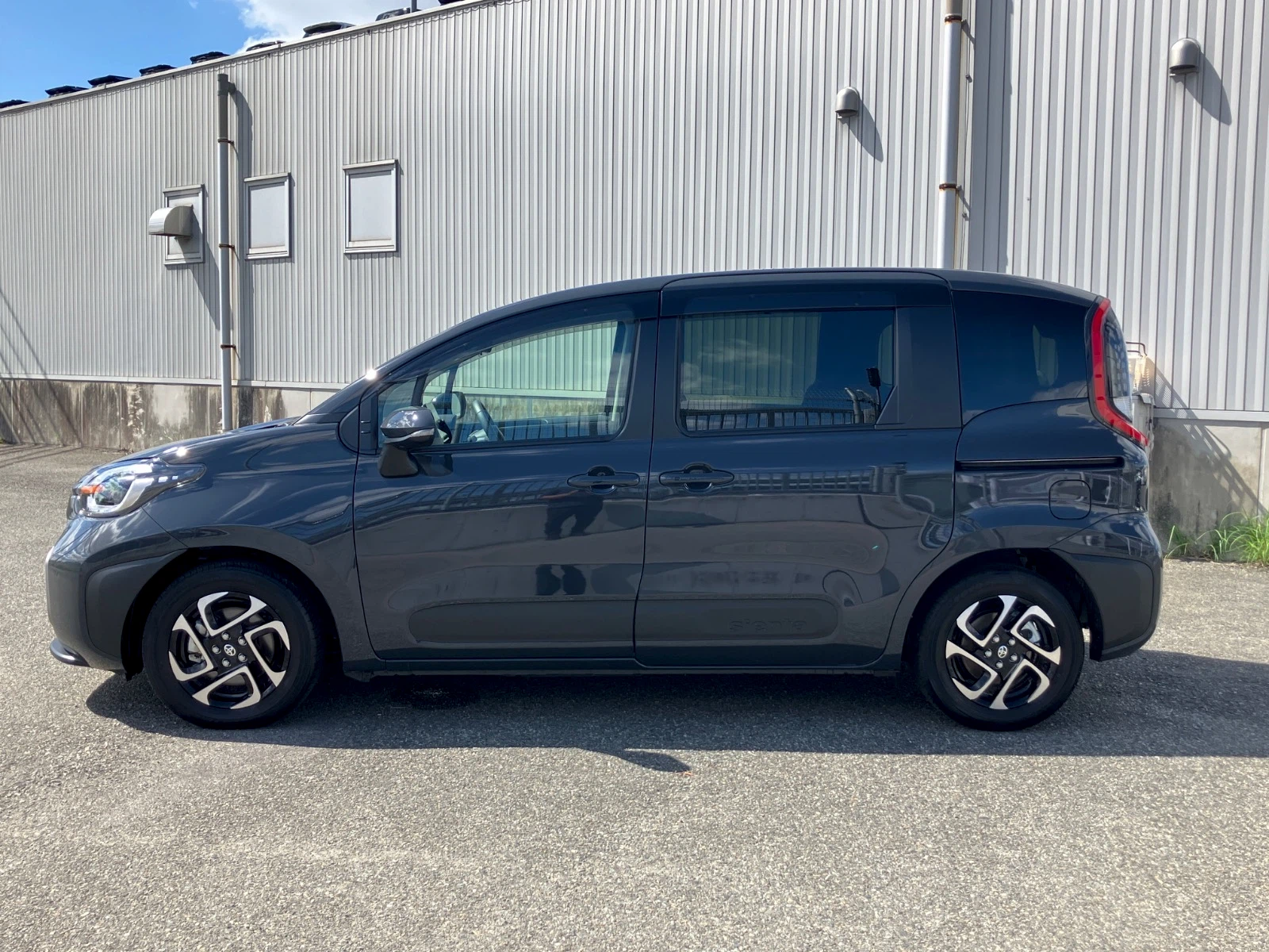車両の画像
