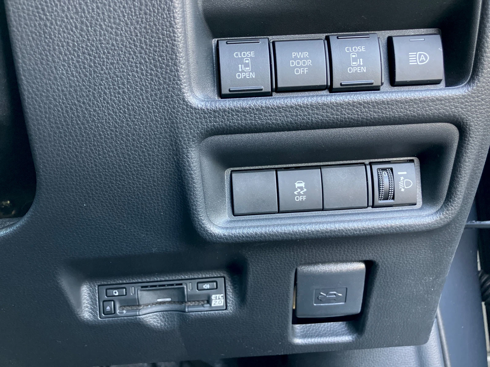 車両の画像