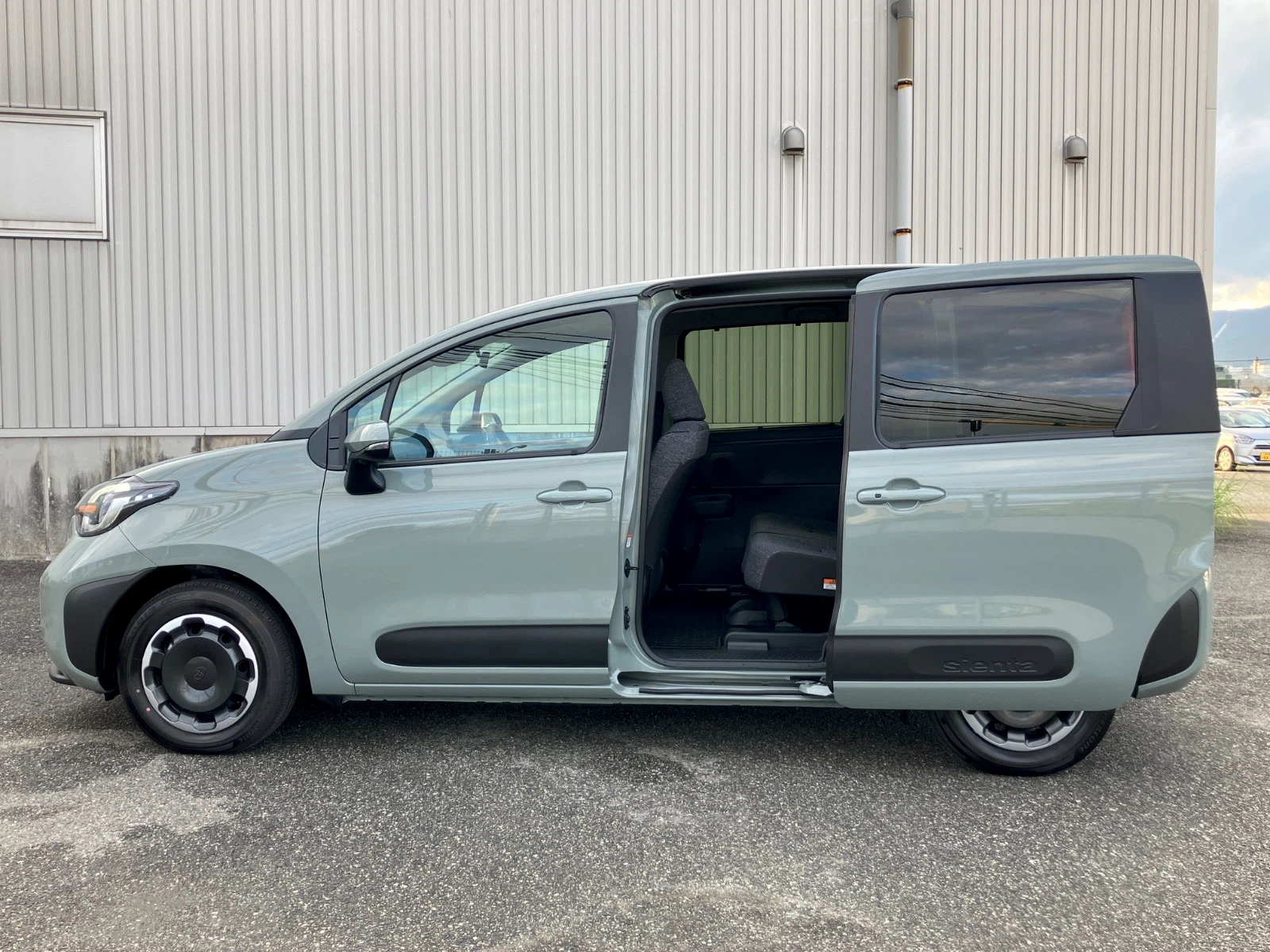 車両の画像