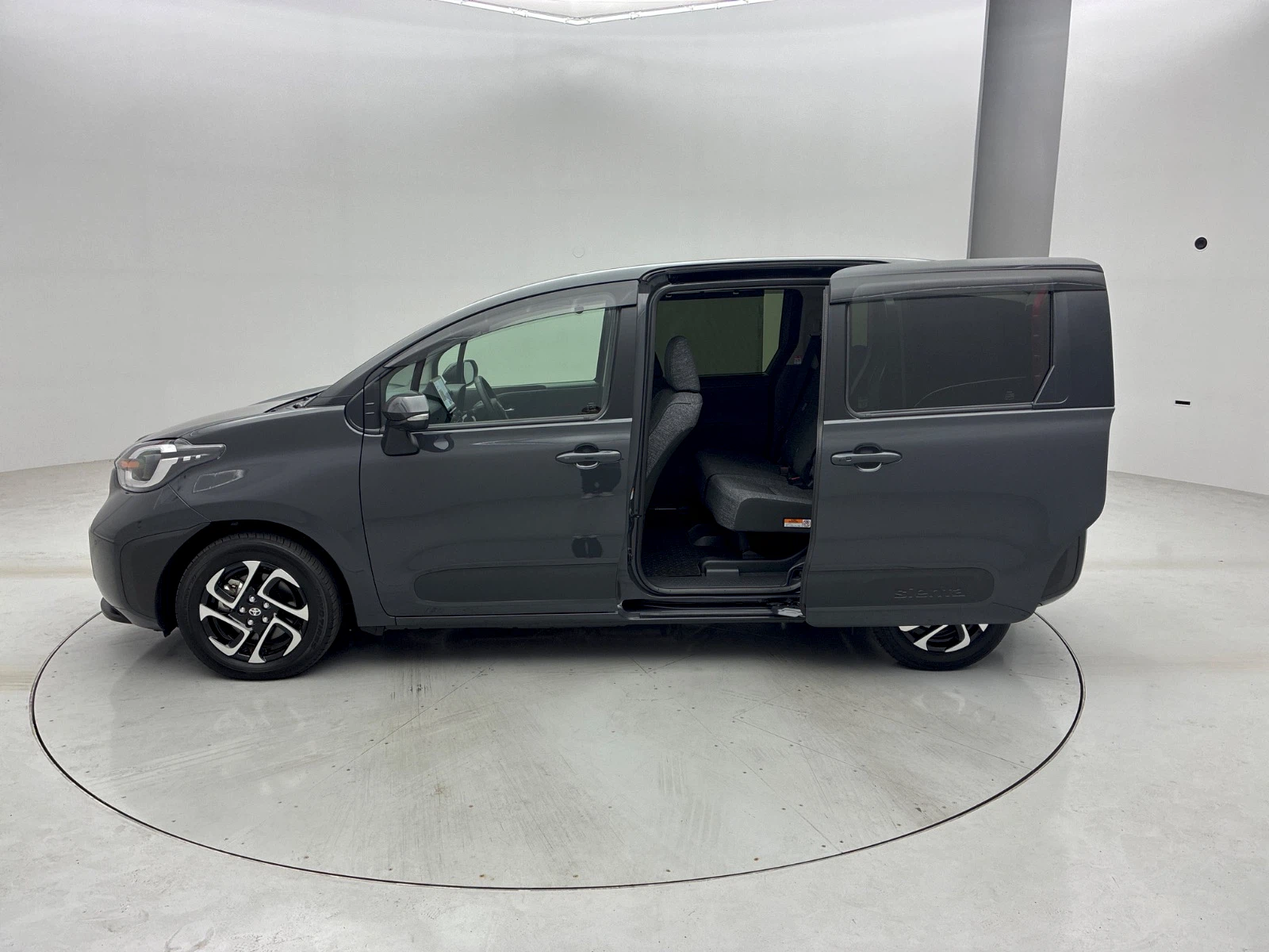 車両の画像