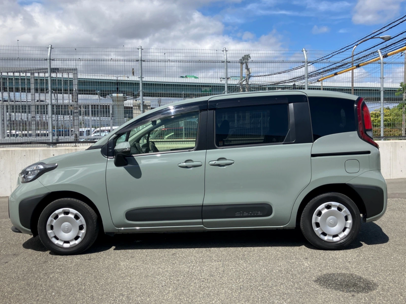 車両の画像