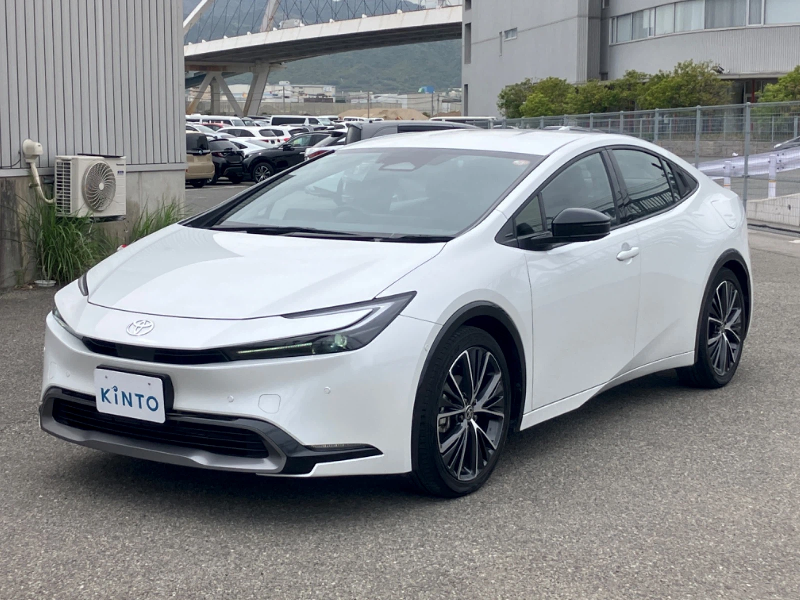 プリウス Z HEV 2.0L 2WD(5人)