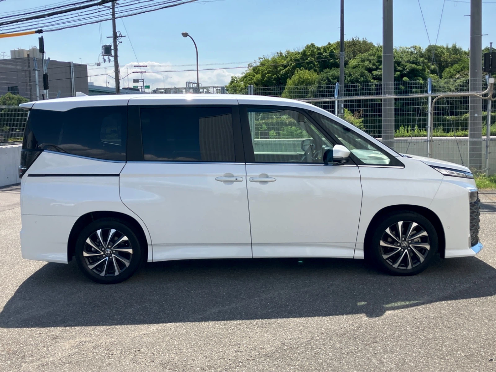 車両の画像