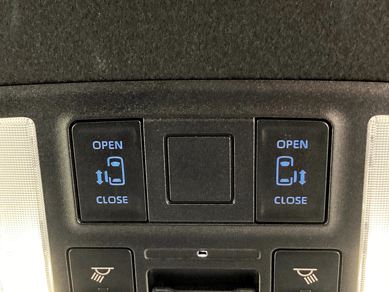 車両の画像