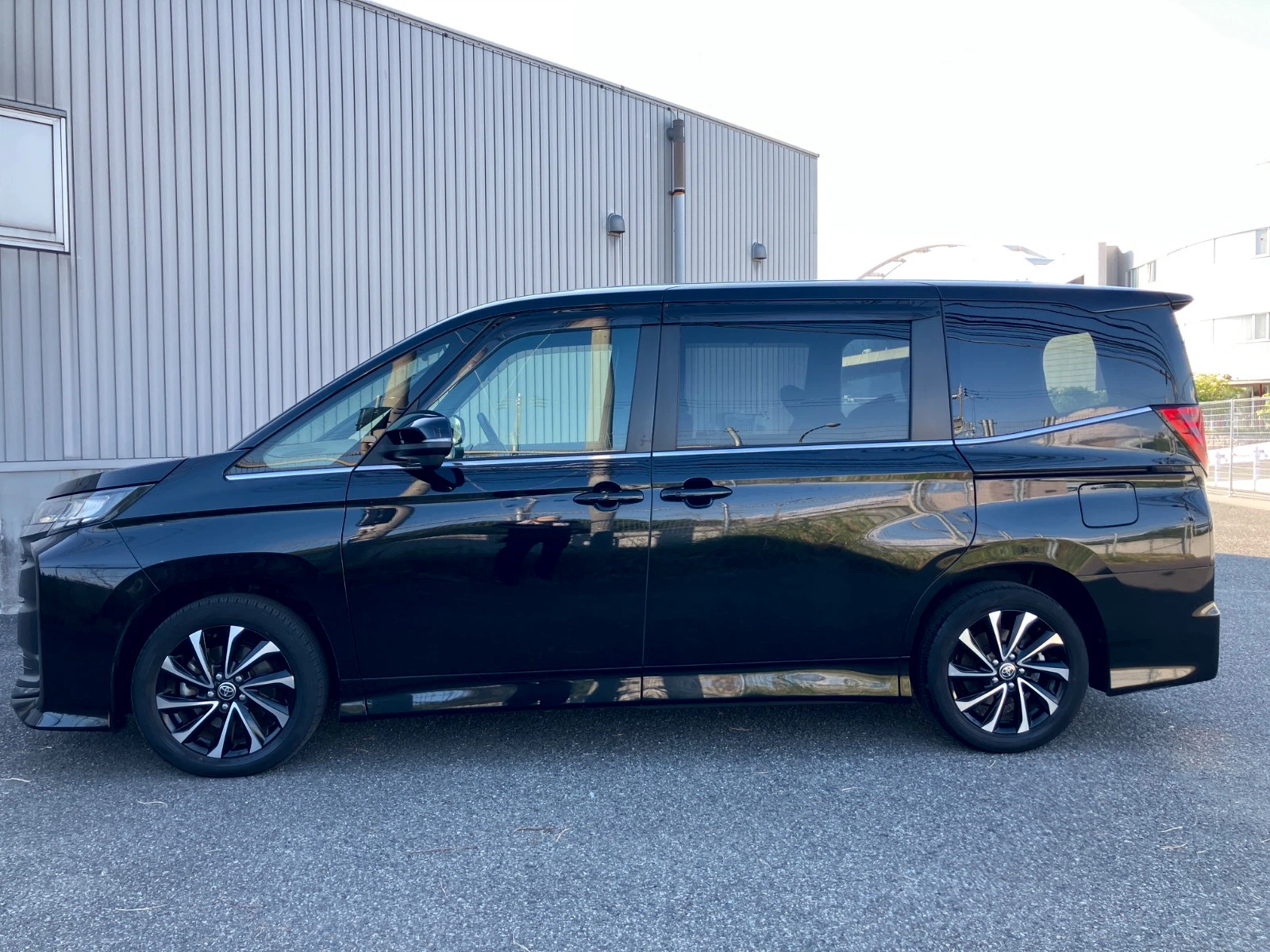 車両の画像