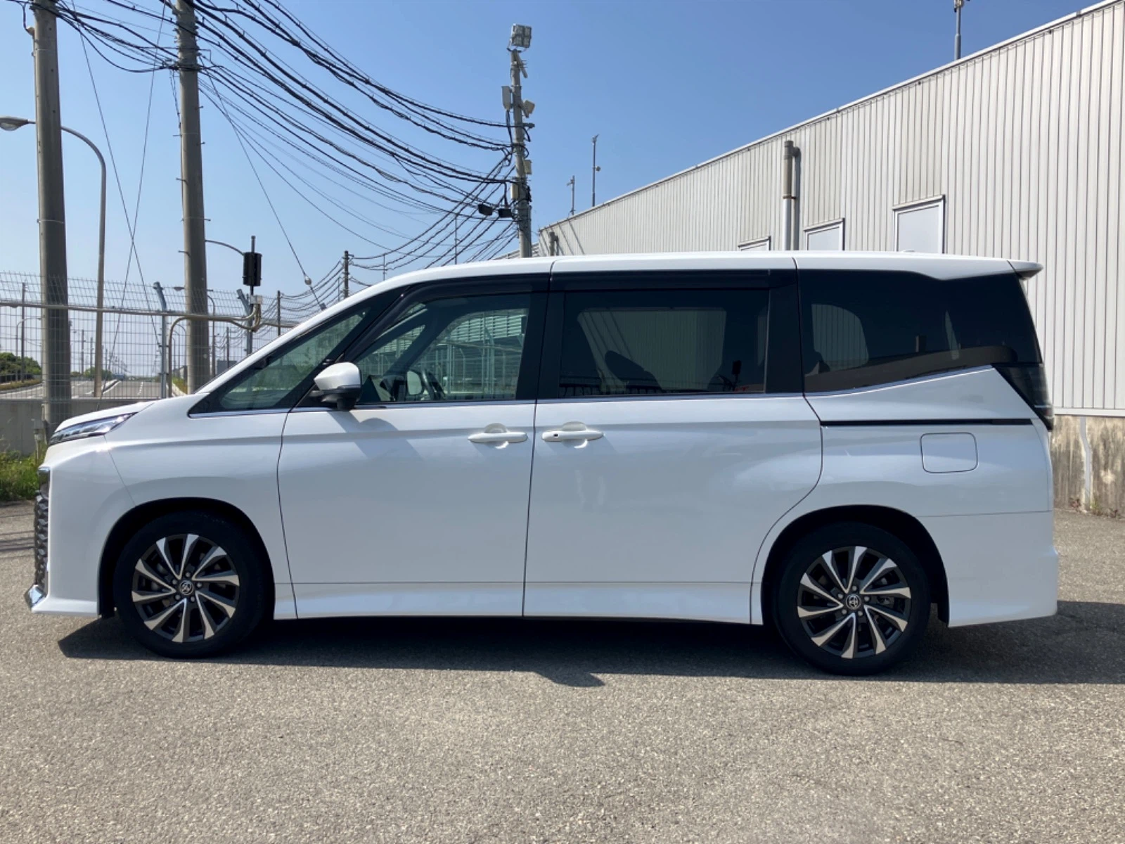 車両の画像