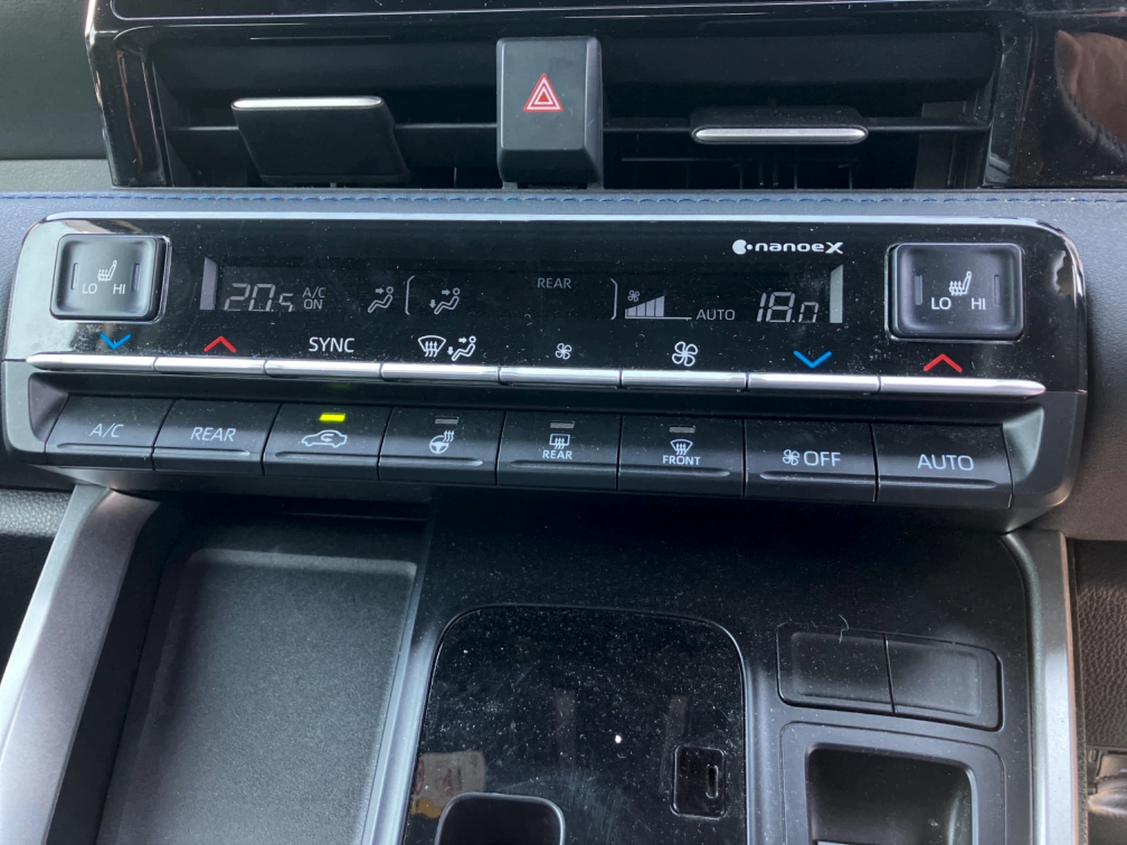 車両の画像