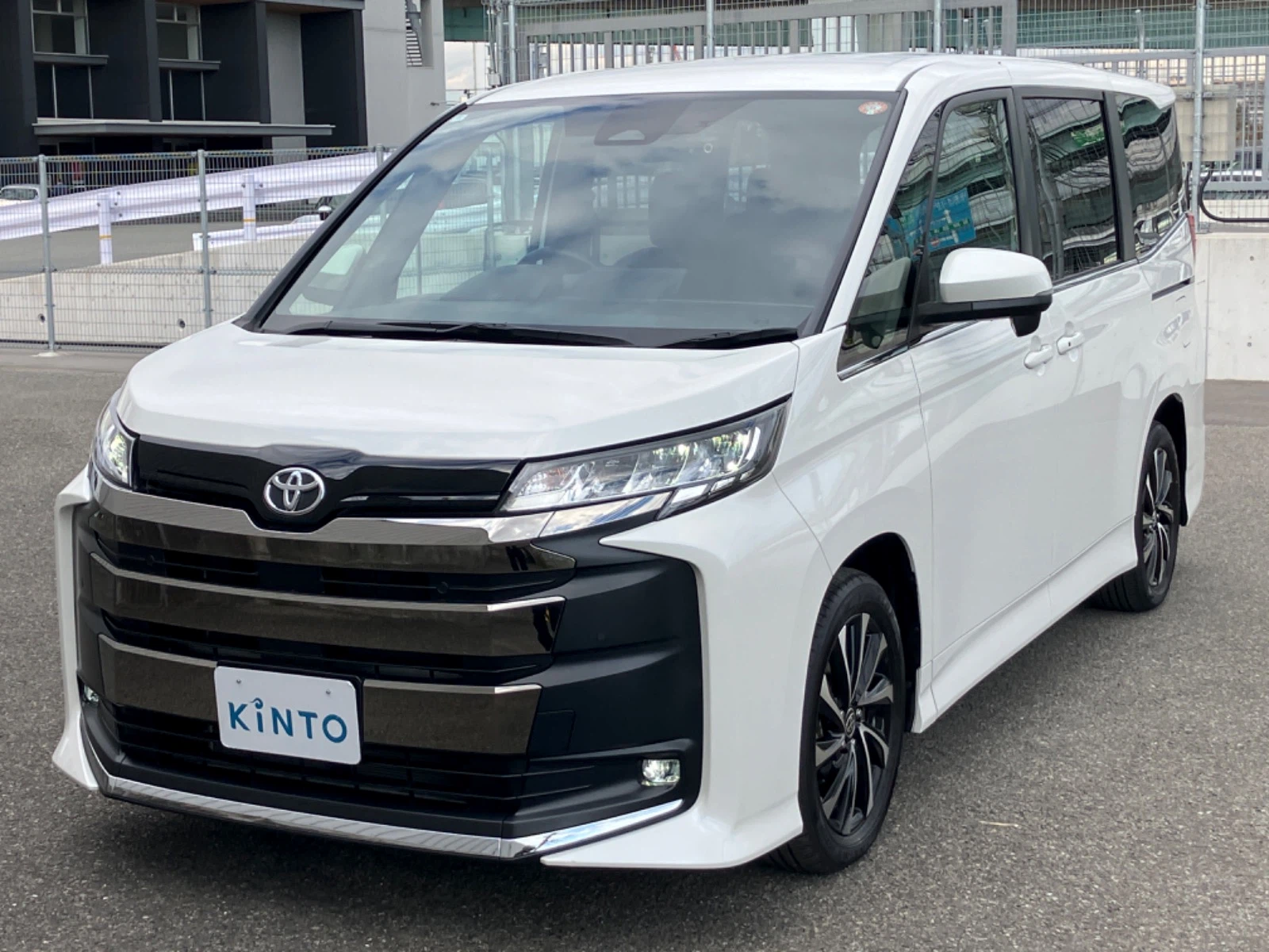 ノア S-Z GAS 2.0L 2WD(7人乗り) ガソリン