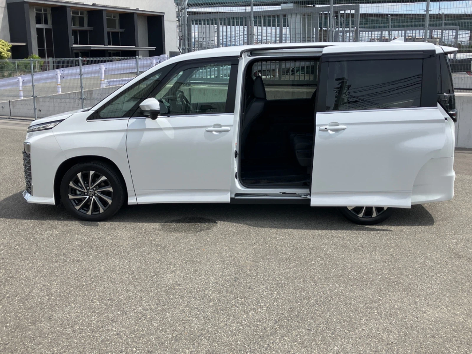 車両の画像