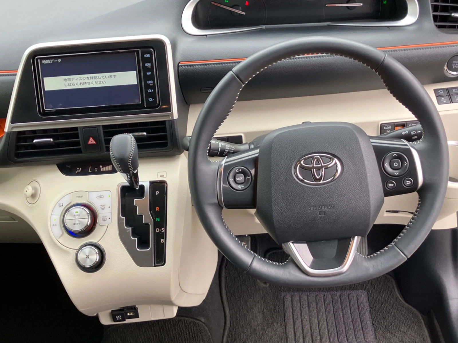 車両の画像