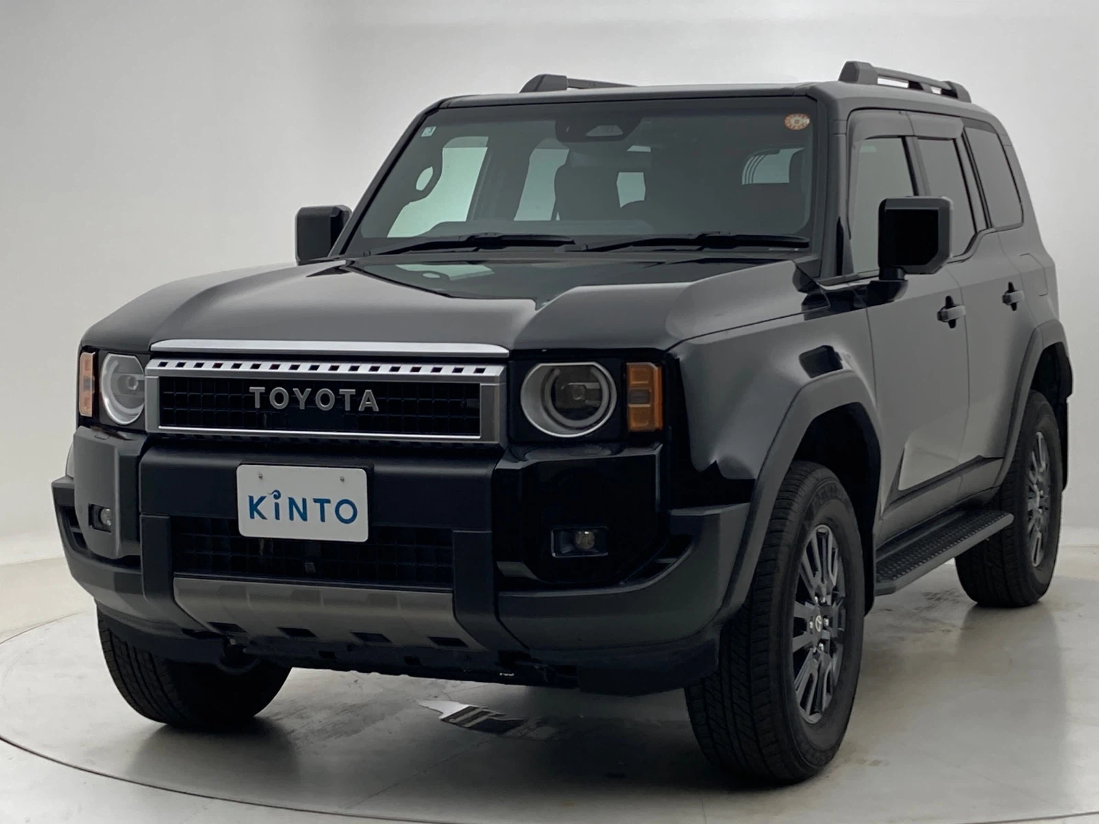 ランドクルーザー VX GAS 2.7L 4WD(7人) ※丸目型ヘッドランプ装着車