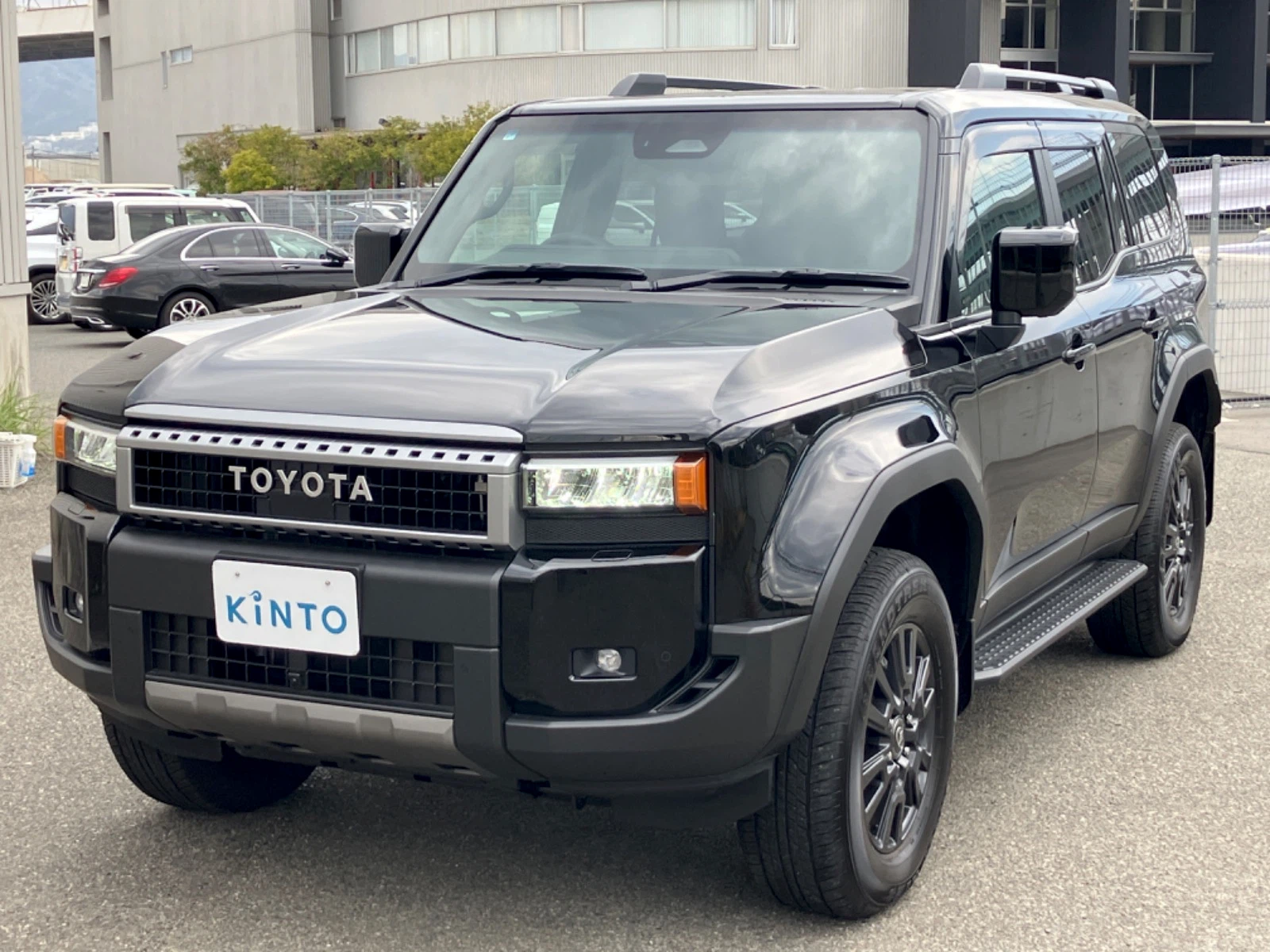 ランドクルーザー VX GAS 2.7L 4WD(7人)