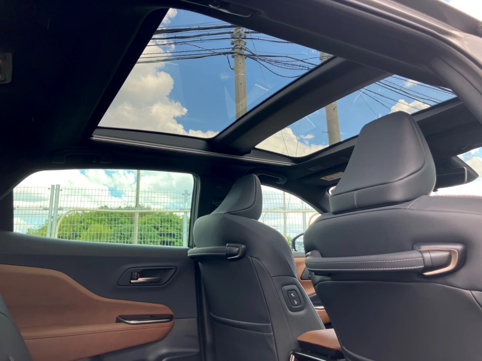 車両の画像