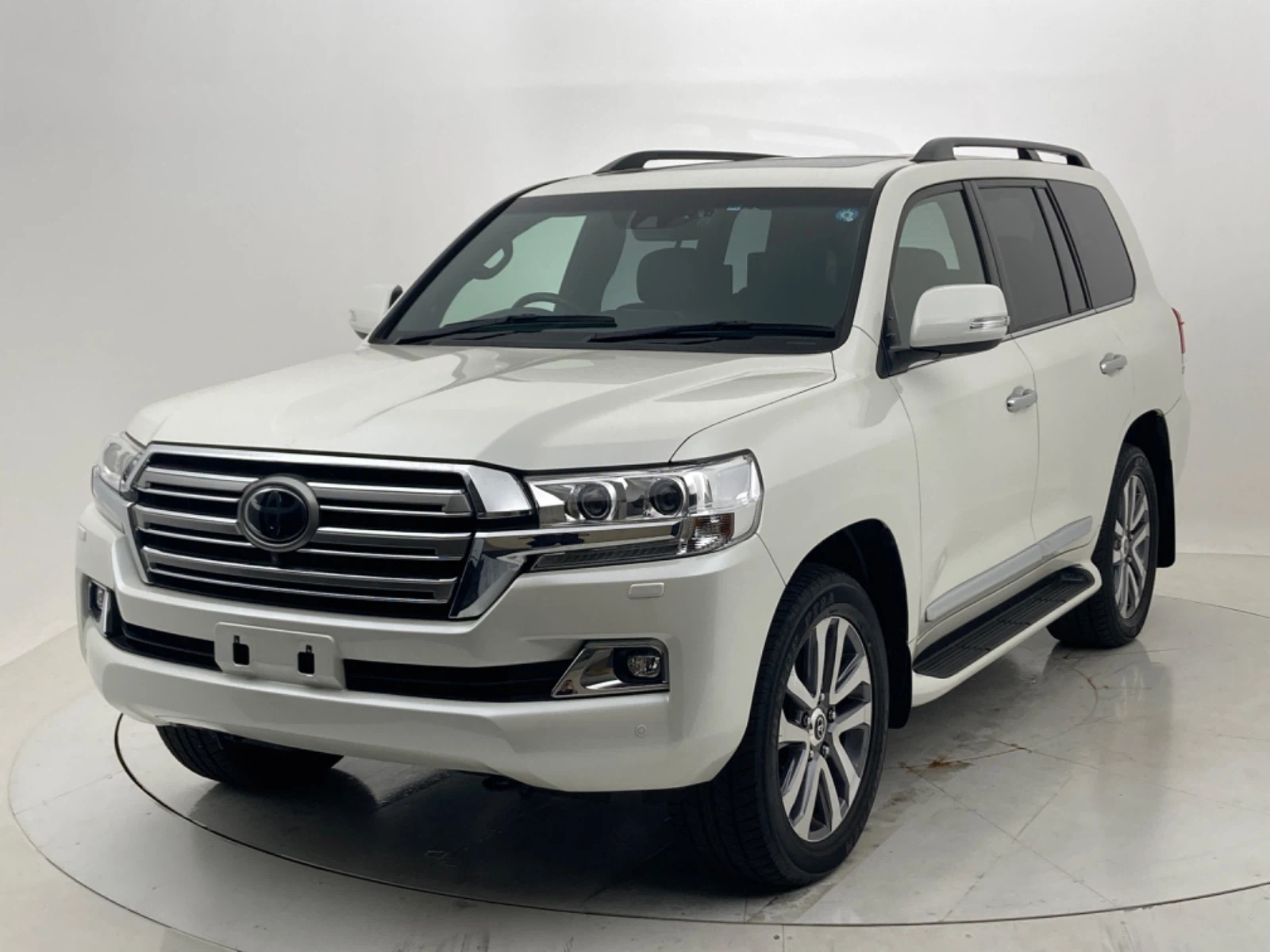 ランドクルーザー ZX GAS 4.6L 4WD(8人)