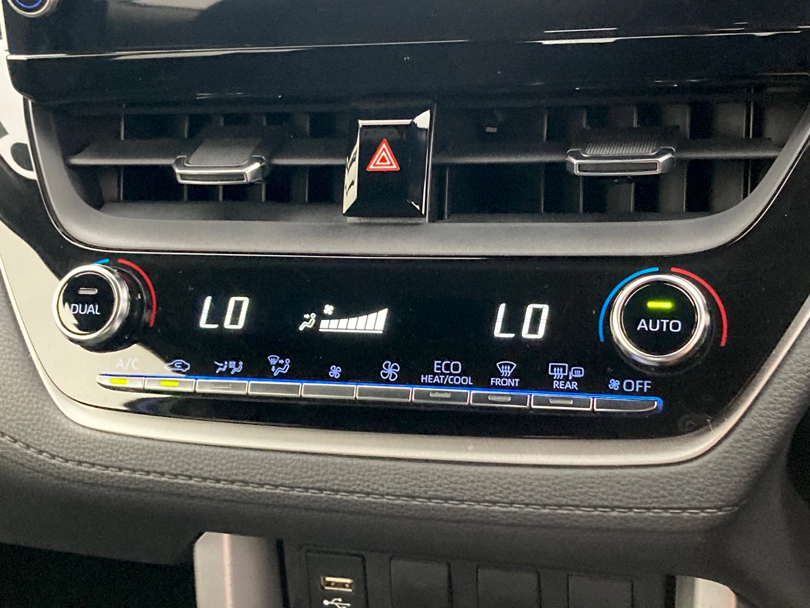 車両の画像