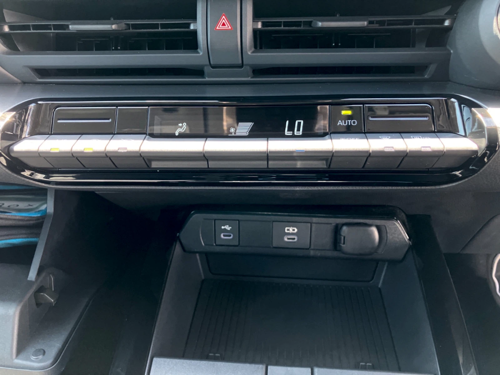 車両の画像