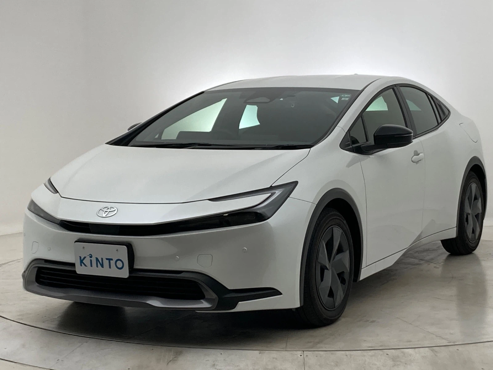 プリウス U HEV 1.8L 2WD(5人) 標準内装仕様