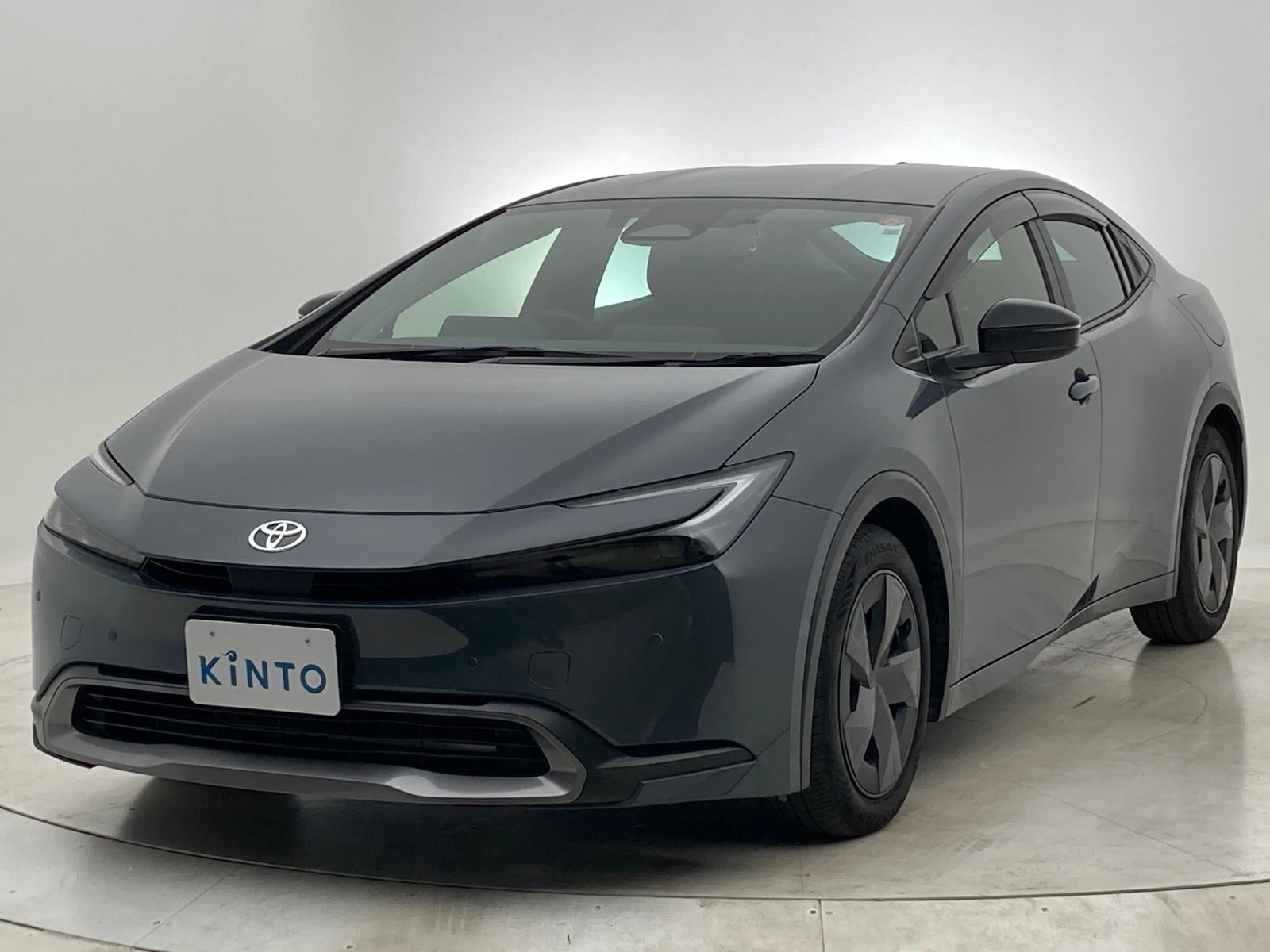 プリウス U HEV 1.8L 2WD(5人) 標準内装仕様