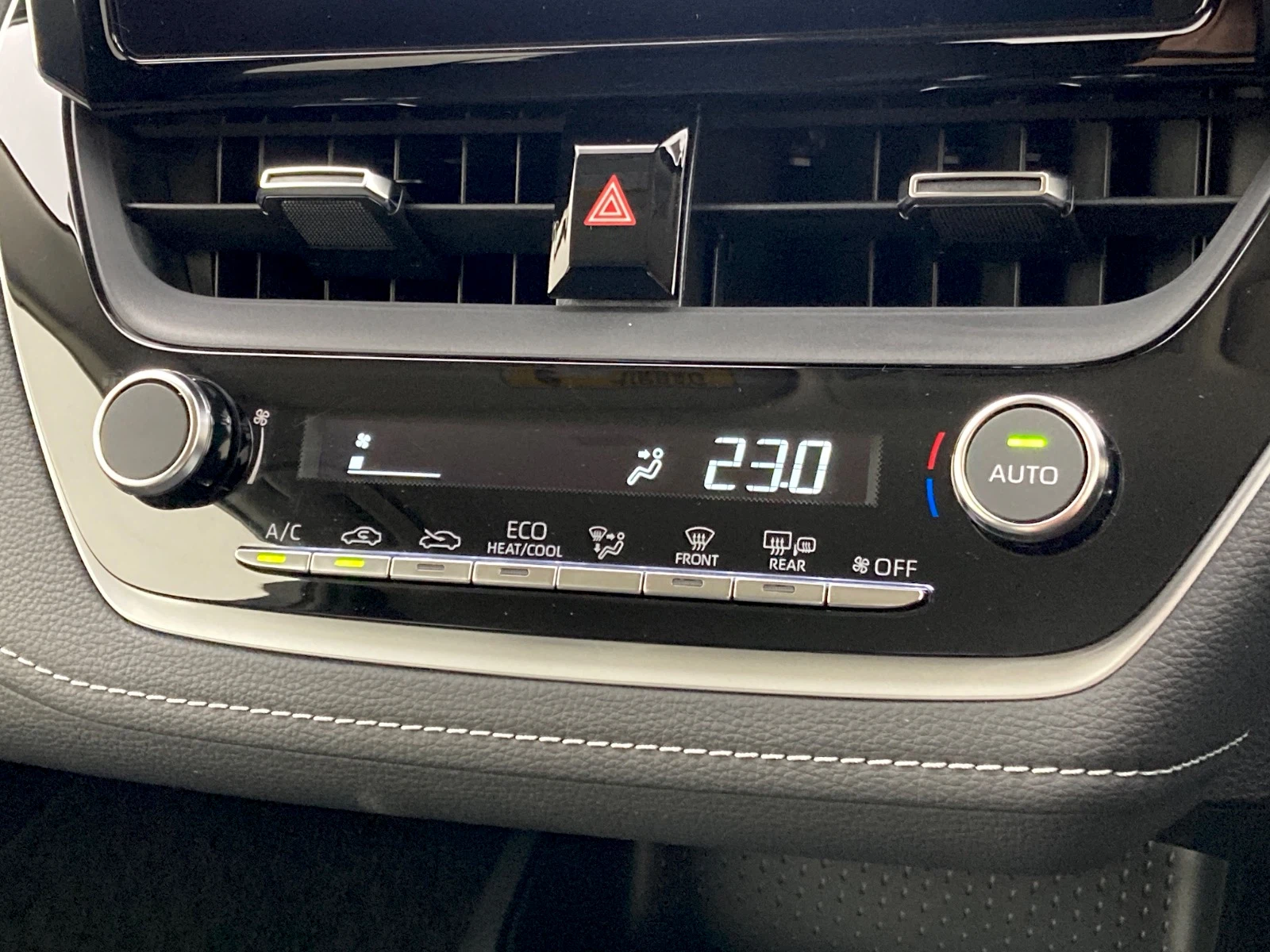 車両の画像
