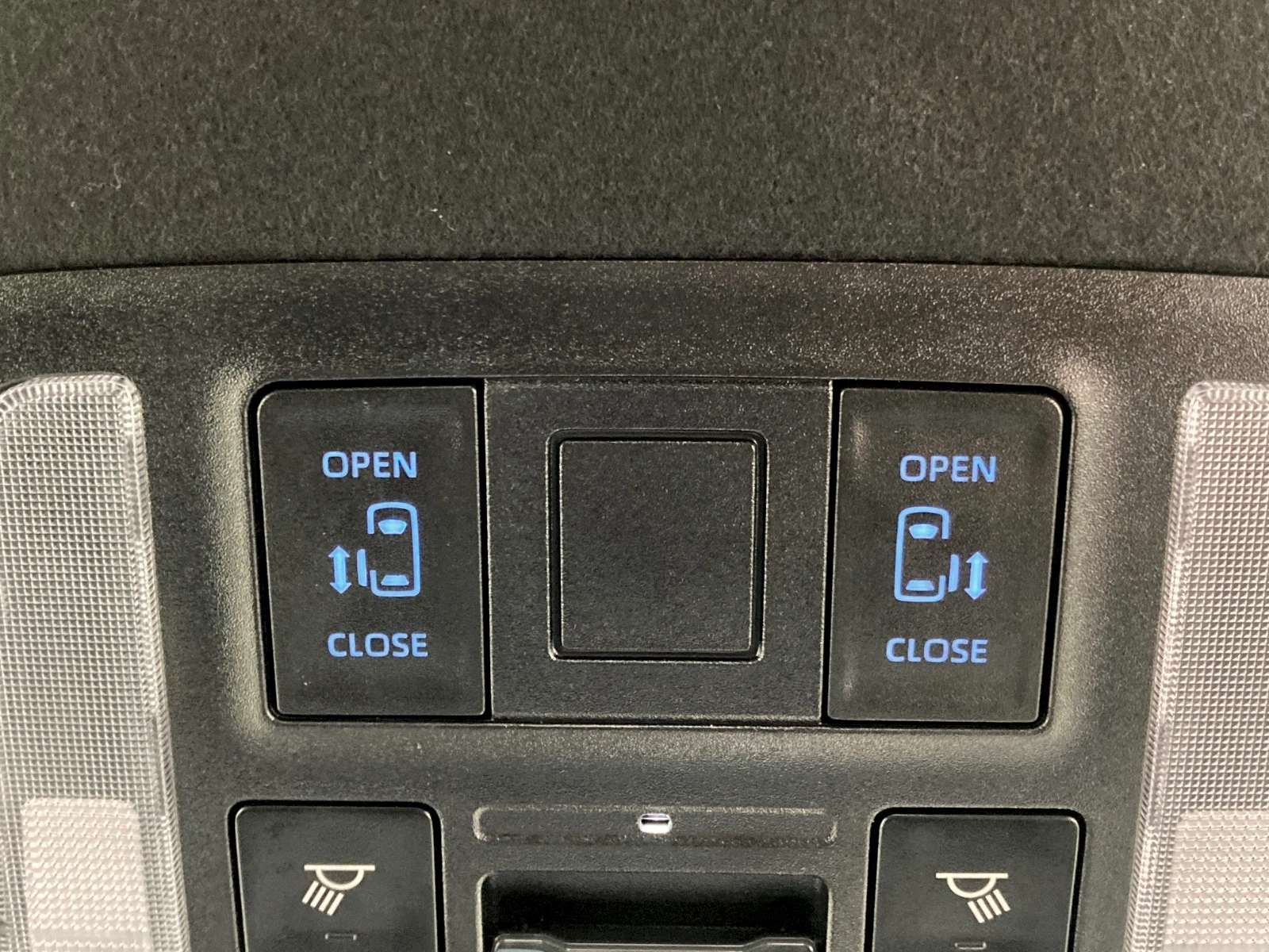 車両の画像