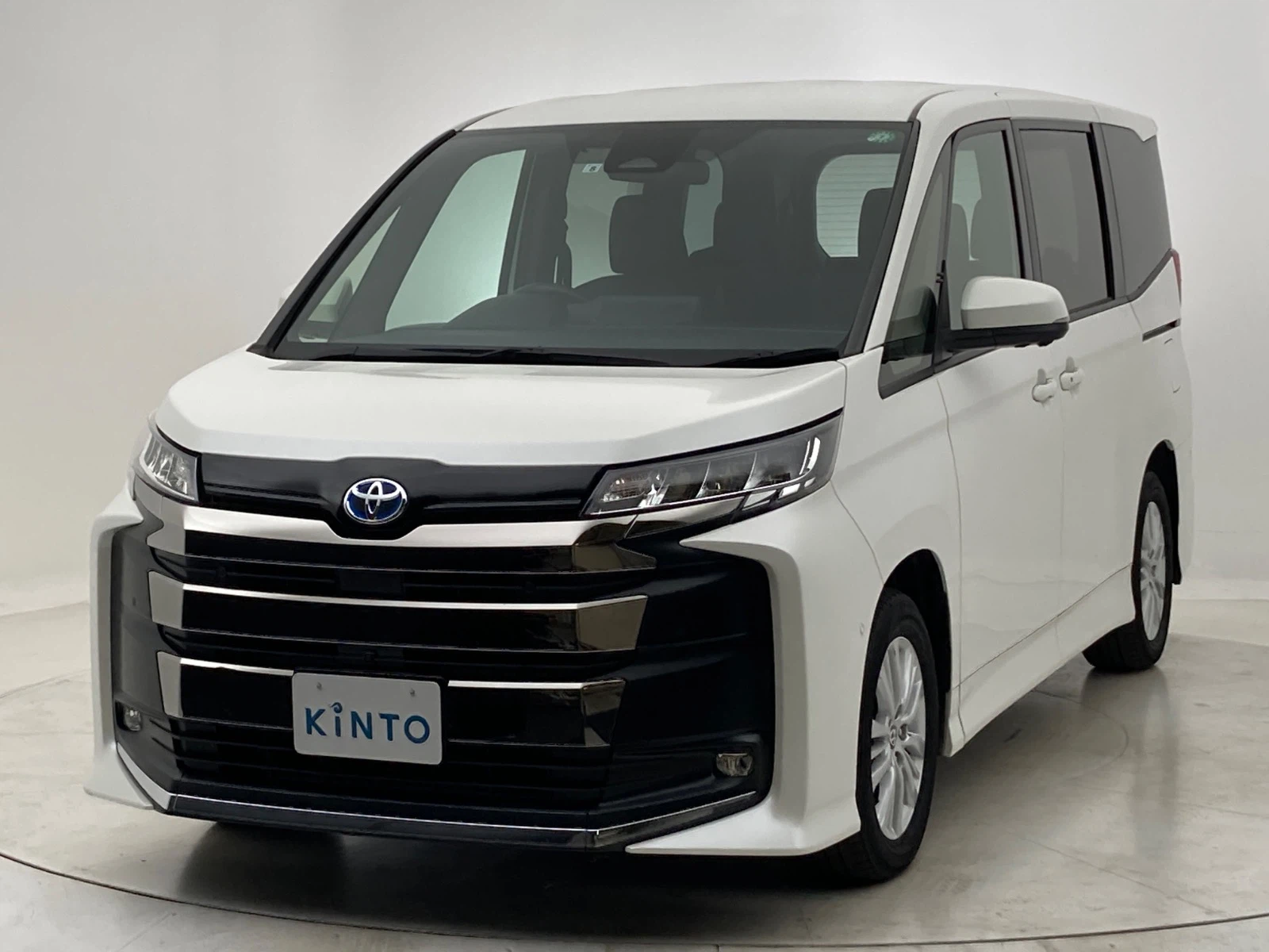 ノア S-G HEV 1.8L 2WD(7人乗り) ハイブリッド
