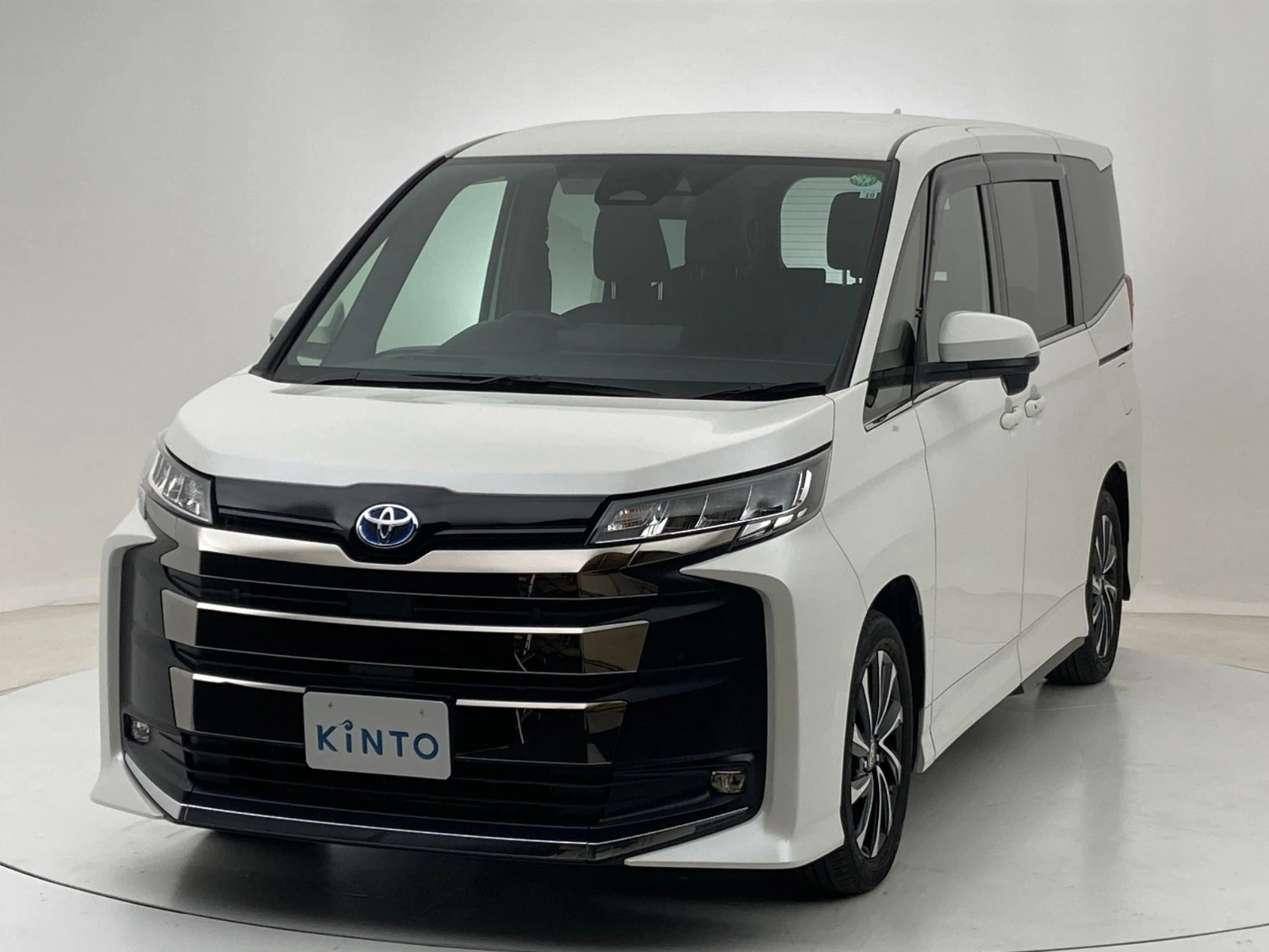 ノア S-Z HEV 1.8L 2WD(7人乗り) ハイブリッド