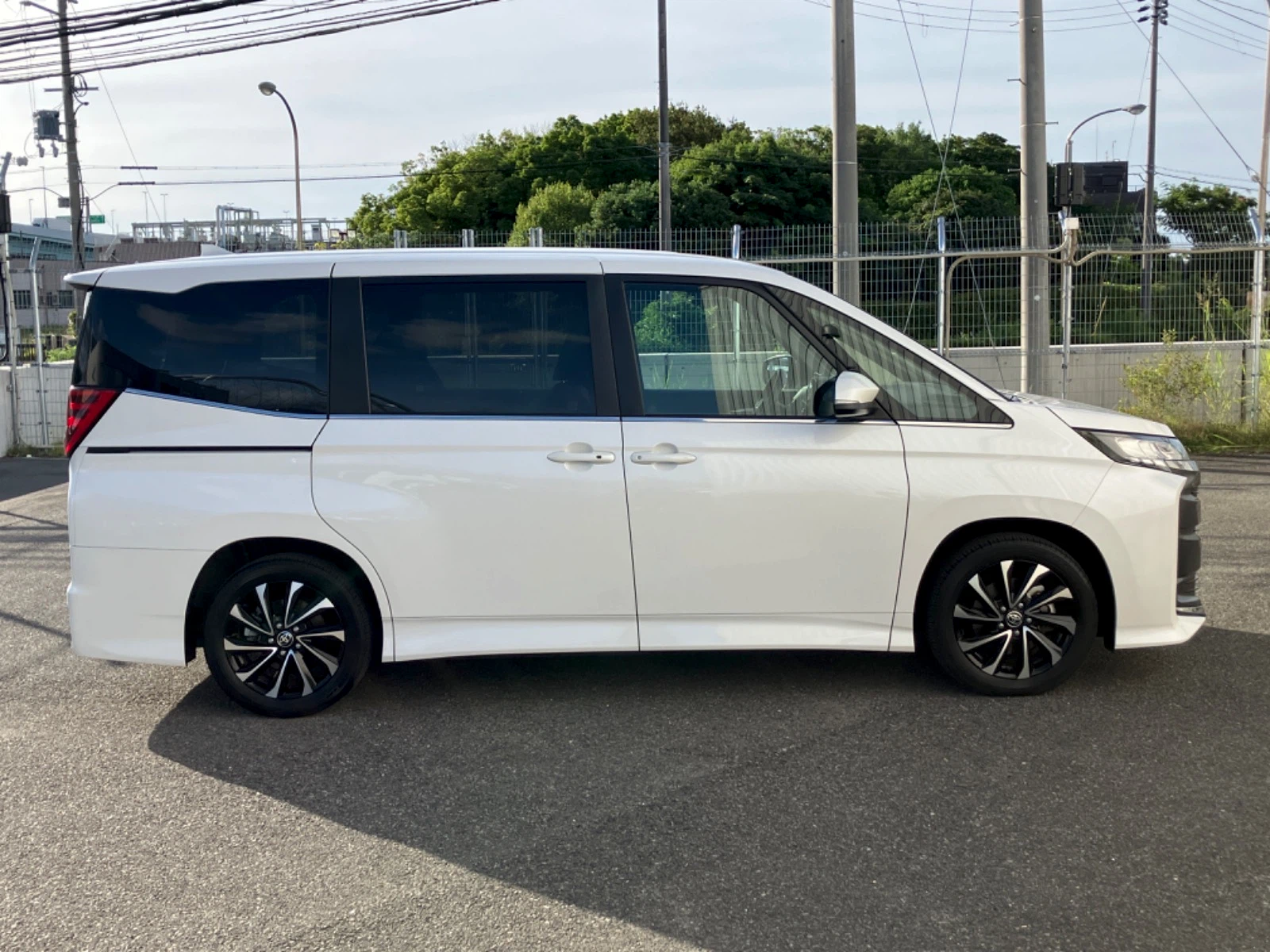 車両の画像