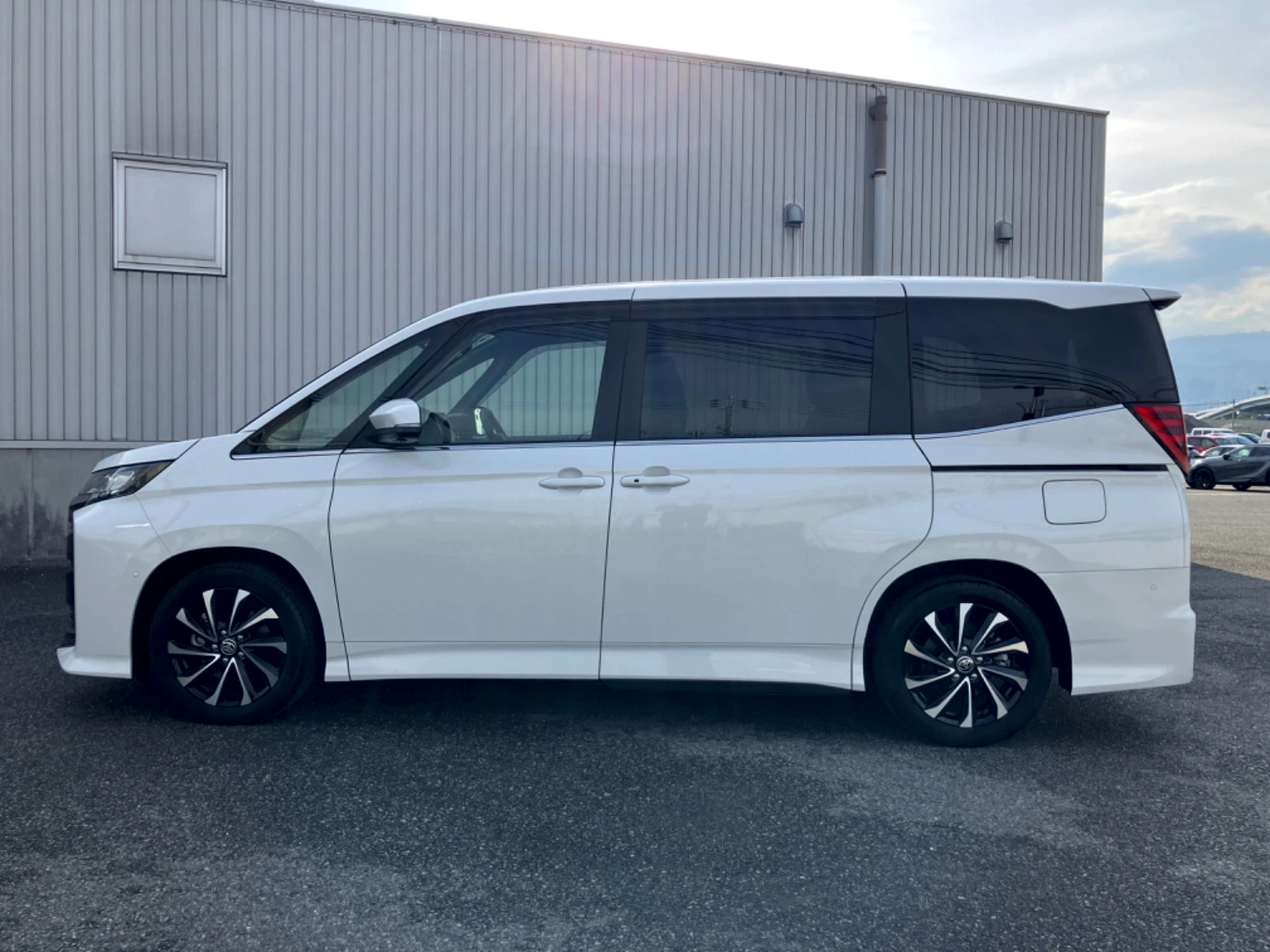 車両の画像
