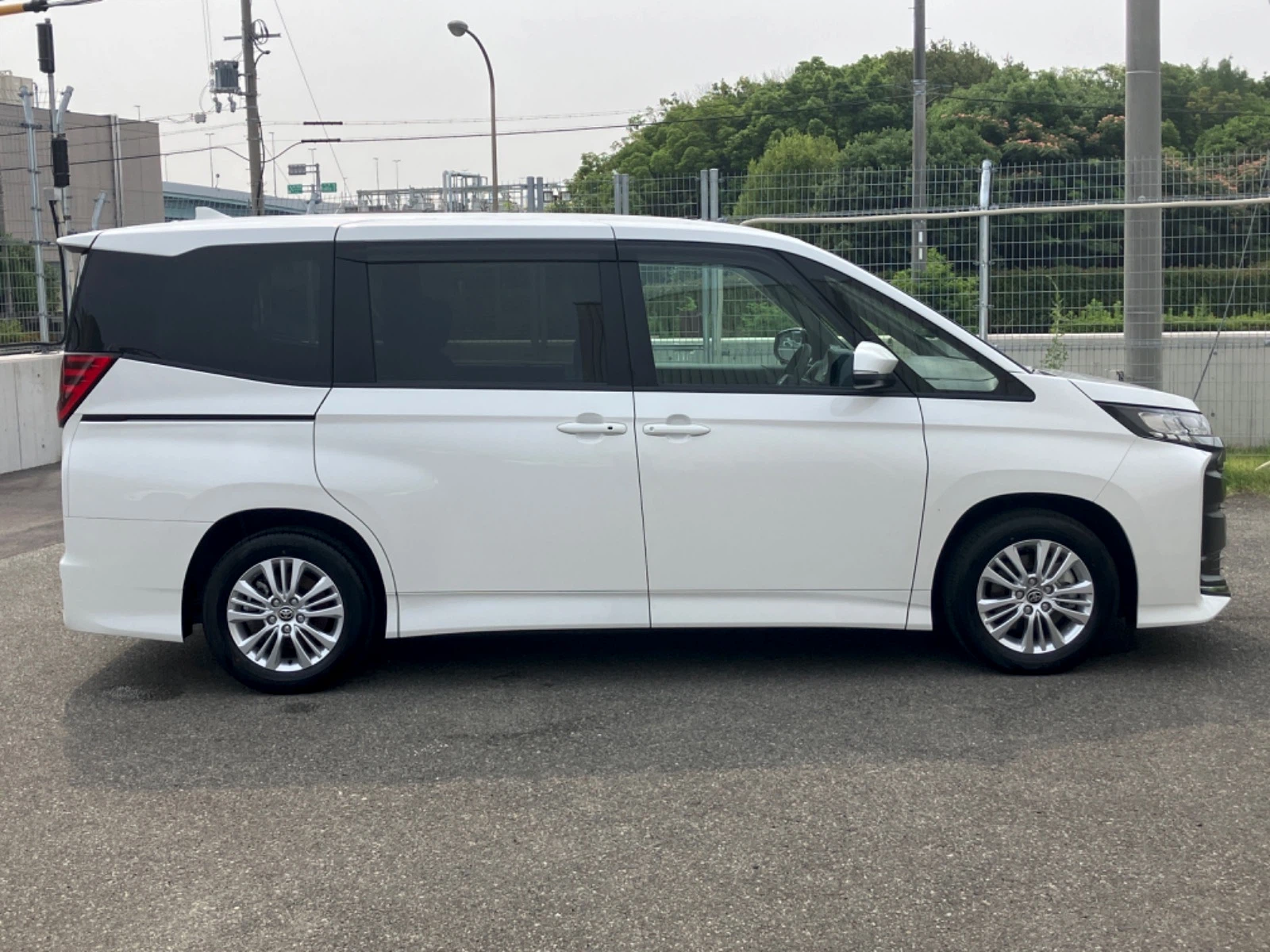 車両の画像
