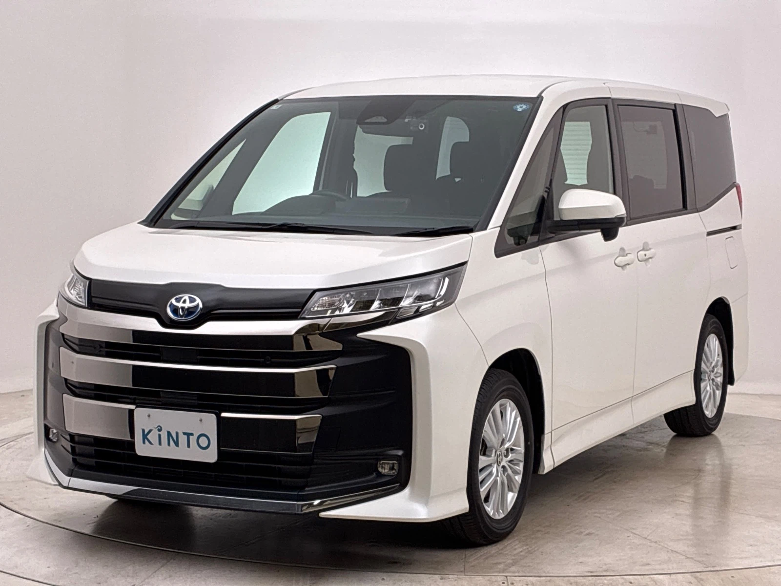 ノア S-G HEV 1.8L 2WD(7人乗り) ハイブリッド